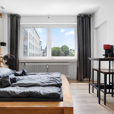 Apartment 4, direkt am Bahnhof Aachen Bagian luar foto